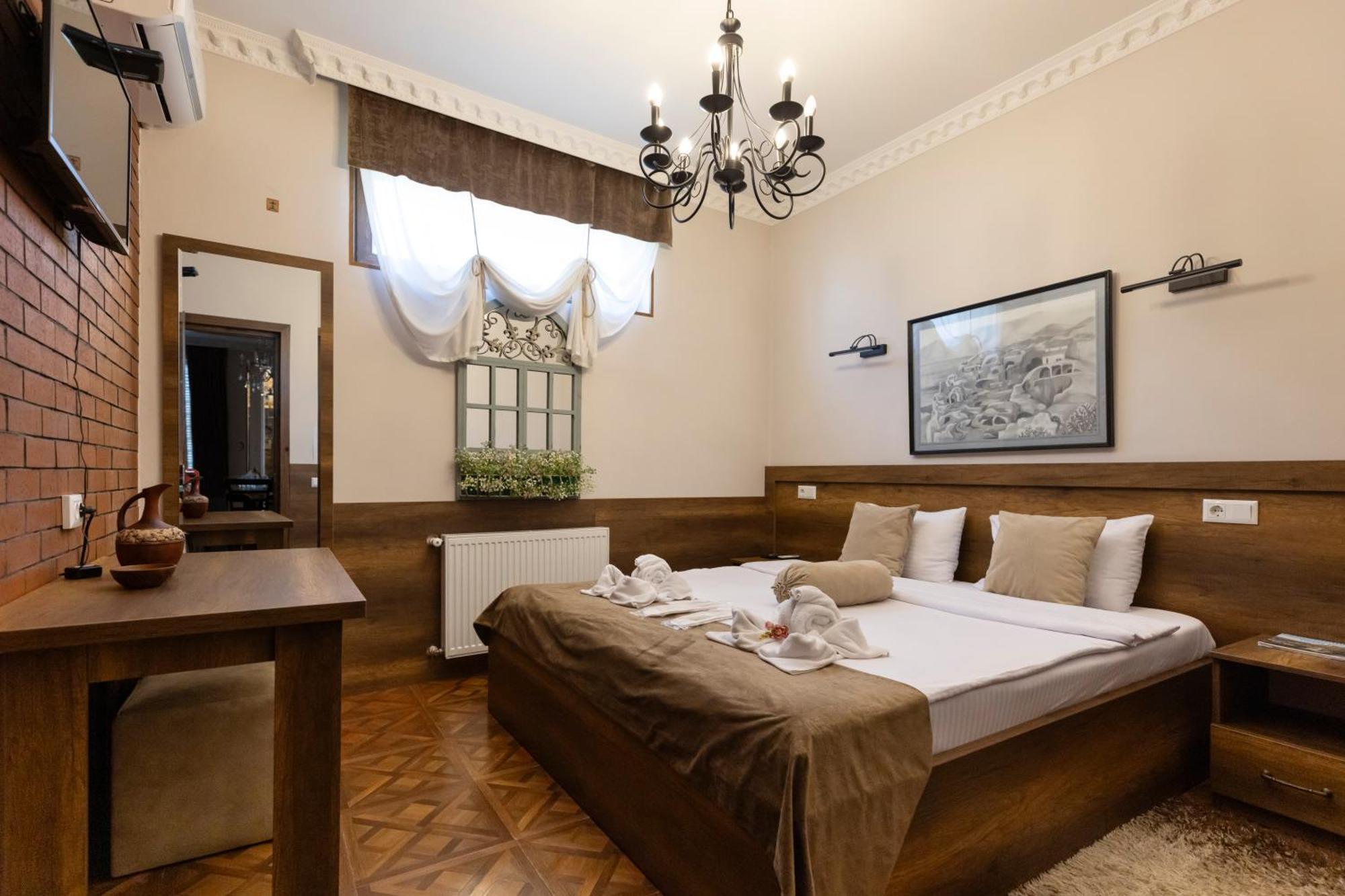 Hestia Boutique Hotel Gori Exterior foto
