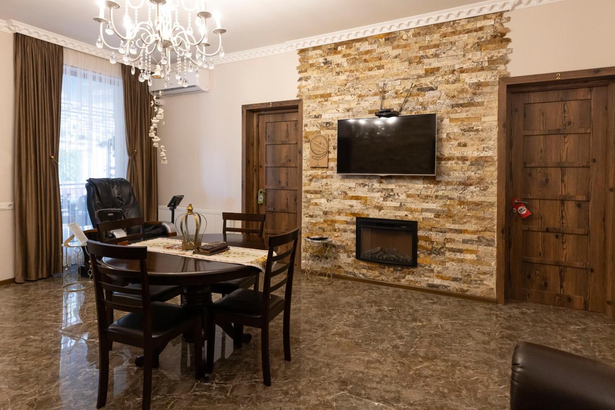 Hestia Boutique Hotel Gori Exterior foto